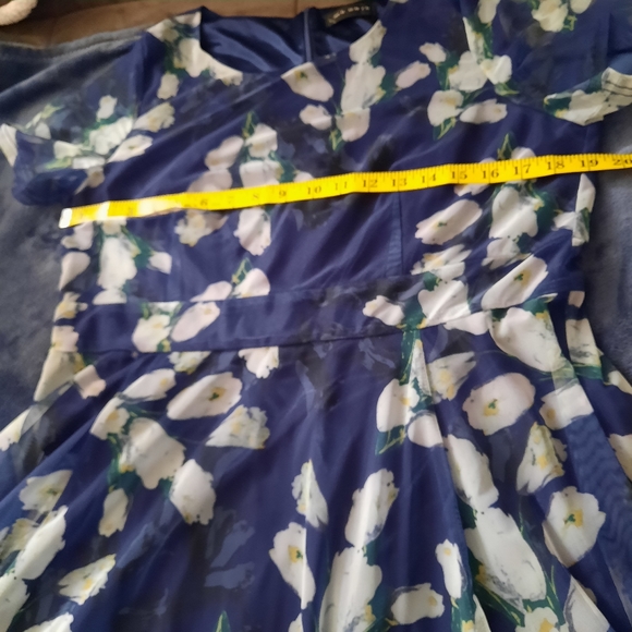 Midi dress Size XL - Picture 5 of 11
